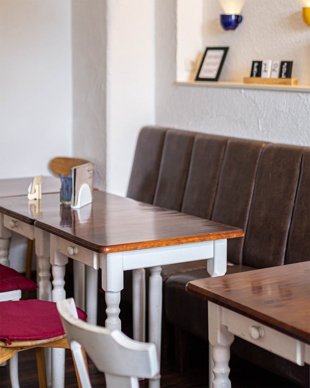 Das GlücksCafé Auerbach ein Ort zum Wohlfühlen mit einer wunderschönen Einrichtung im Vintage Stil.