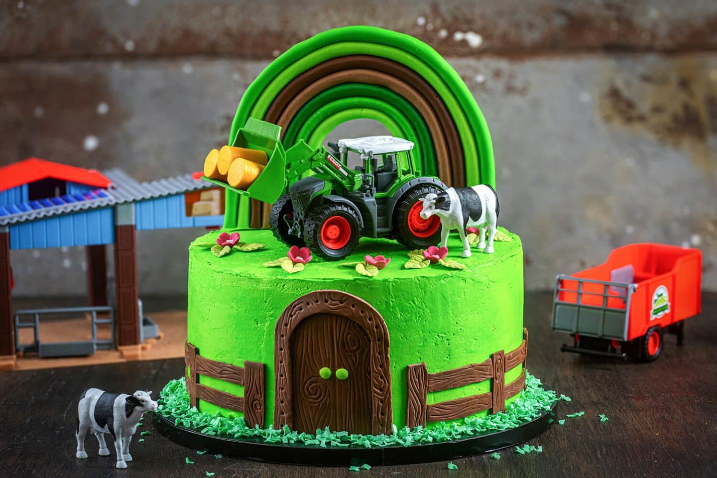 Traktor Torte für den Kindergeburtstag
